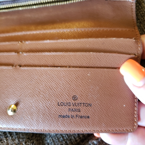 Wallet - Picture 4 of 4